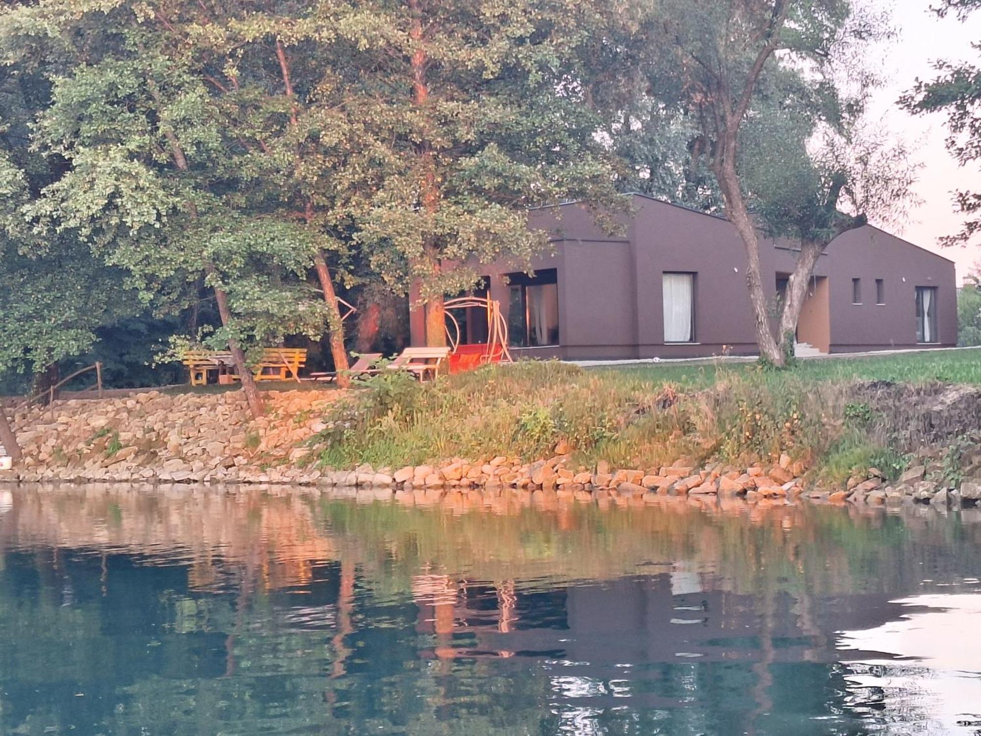 Farah Superior Apartments Bihać Buitenkant foto