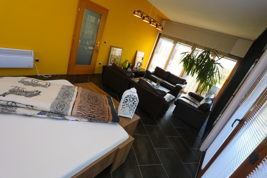 Farah Superior Apartments Bihać Buitenkant foto